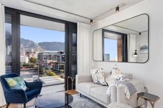 Luxury, modern apartment with rooftop pool - 3
