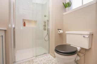 Luxury Wood panelled West End Flat - Edinburgh - 7
