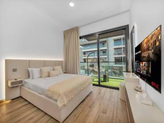 Brand New Luxurious 2 Bed in JVC with Padel Court - 0