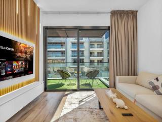 Brand New Luxurious 2 Bed in JVC with Padel Court - 3