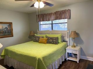 553b) Very comfortable 3 bedroom across from beach - Fernandina Beach - 8