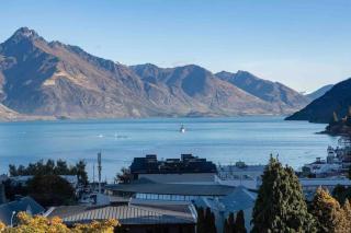 Best View in Queenstown Town Centre Location - 1