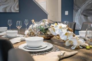 Disney Vacation Villa Pool & BBQ & Resort Clubhouse - 1