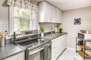 4 Mi to Nolichucky River Apt with Shared Yard! - Greeneville - 3