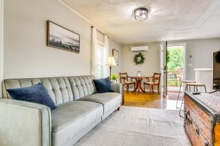4 Mi to Nolichucky River Apt with Shared Yard! - Greeneville - 0