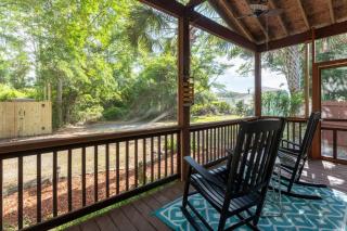 Sea La Vie. A calm cozy retreat steps from the sea - Carolina Beach - 7