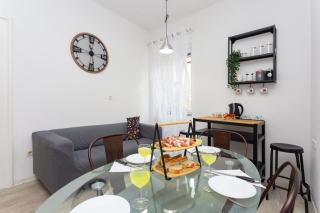 Apartments with parking spaces Sibenik - 24466 - 1