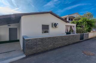 Apartments with parking spaces Vir - 21751 - Vir - 8