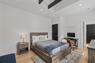 3BR Stylish Retreat, Minutes from Downtown Pittsburgh, Free 3-Car Parking - Pittsburgh - 4