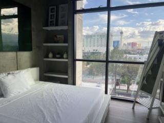 Balcony Luxury High Rise Downtown Fremont Casinos - 6