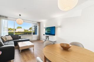 Upgraded spacious 2-bedroom apartment near Sky Lagoon! - Reikiavik - 2