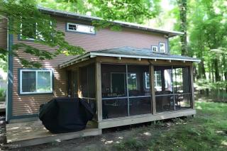 Weekly Cottage Rental - 5 Min to Private Beach! - South Haven - 7