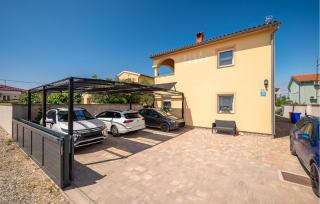 Awesome Apartment In Fazana With Wifi - Fažana - 0