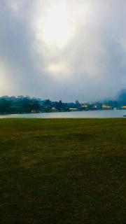 Serendipity Lake Artistic Bungalow by Heidis Home - Nuwara Eliya - 7