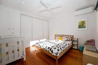 Family-Friendly 2BR Home Near Eastland BBQ Toys & Free Parking - Ringwood East - 9