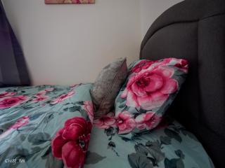 Newlands Lodge Deluxe Family Room 2 - Stoke on Trent - 0