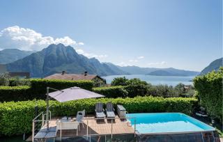 Awesome Apartment In Solto Collina Bg - Riva di Solto - 0