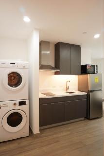 Luxury Condo at Century Spire in Central Makati - Manila - 2