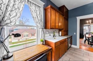 Riverview Escape in Walkable Historic District - Jeffersonville - 5