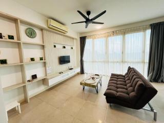 Afiniti-Gleneagles Legoland walk5min QBUNNY Max5 to 8pax - 1