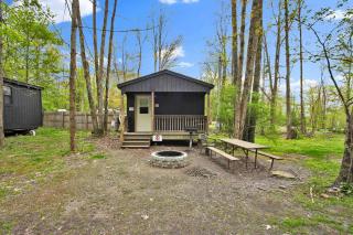 Family Cabin full bath - Gaines - 3