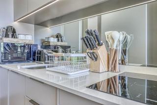 Aesthetic Oasis at One Rosebank - Johannesburg - 6