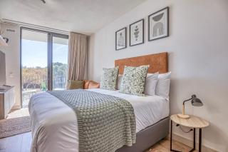 Aesthetic Oasis at One Rosebank - Johannesburg - 4