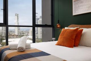 Ruby Tower 1BR Luxury walk to Beach & Cavill Ave - Gold Coast - 1
