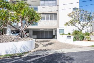 Zinc One Select - Oceanstays - ocean views - Yamba - 5