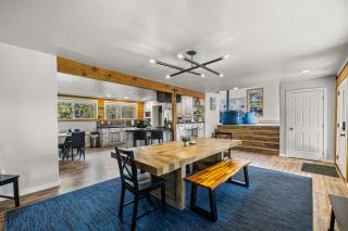 Black Fork Lodge - Beautiful log home on 2.5 acres with trailer parking and panoramic views - 7