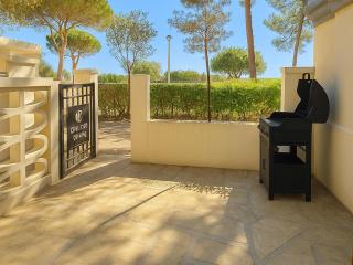 Studio rénové, 1ère ligne de plage, terrasse privée avec barbecue, climatisation, proche commerces - FR-1-732-13 - Argelès-sur-Mer - 0