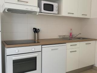 T3 moderne avec terrasse, clim, et parking, idéal pour 4, proche plage et village – Pas de piscine 2024 - FR-1-732-18 - Argelès-sur-Mer - 9
