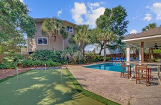 Private Pool Putting Green Steps to Isle of Palms Beach Paradise on Palm - Isle of Palms - 9