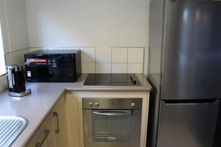 Studio 23 - City Pad with Free Parking - Launceston - 4
