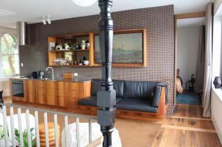 Le Salon Luxury City Apartment with Free Parking - Launceston - 3