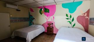 Roast & Boba Tea Bed and Breakfast - Santa Ana - 8