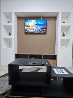 The Layover - 6 Mins from the Airport, Equipped for Long Stays - Piarco - 0