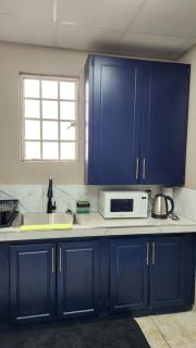 The Layover - 6 Mins from the Airport, Equipped for Long Stays - Piarco - 7