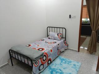 Homestay Teratak Kasih Sapri & Mazila - Semenyih - 2