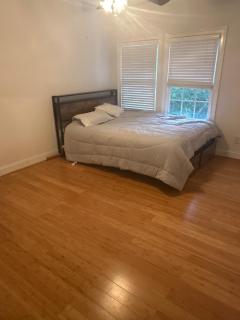 rooms ,entire house for rent - Conyers - 1