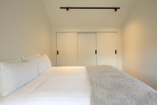 Stylish & Modern Home, Mountain View, Free WI-FI - - 1