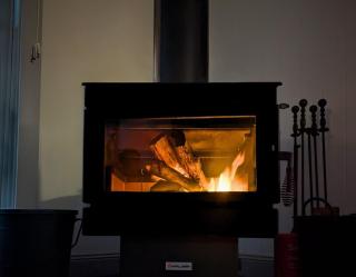 Historic Country Getaway with Hot Tub and Wood Fireplace - Cessnock - 5
