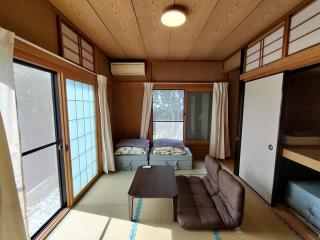 Traditional 2-Story Japanese Home Near Narita - 8