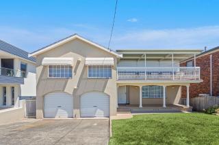 The Beach House - Lake Illawarra - 3