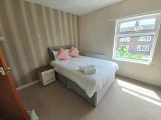 Comfortable House in Stoke - Stoke-on-Trent - 8