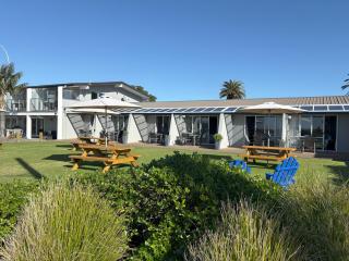 Baileys At The Beach - Whitianga - 7