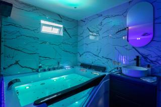 Love Room 91 avec Jacuzzi XXL - 15min Orly - 30 min Paris - 7