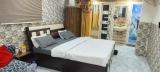 Traveller Guest House - Varanasi - 3