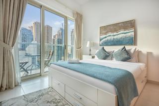 Stylish 2 Bedroom Apartment with Marina View & Balcony, Dubai Marina - 9