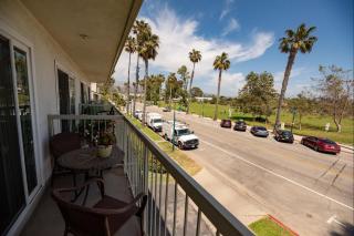 Beautiful 1 Bed Beach Balcony Condo #207 condo - Carpinteria - 4